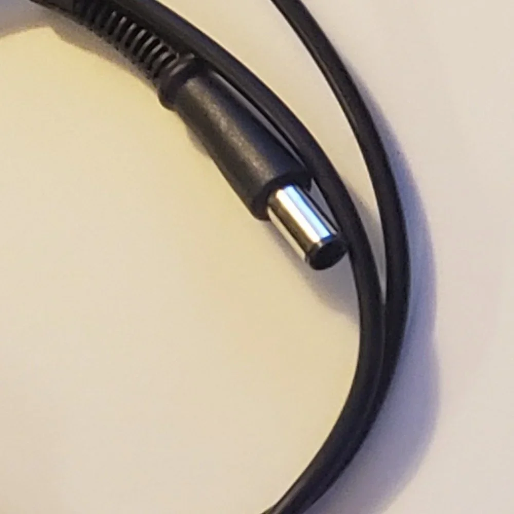 Replacement A\C adapter. Fits HP Ellite book and all related laptops